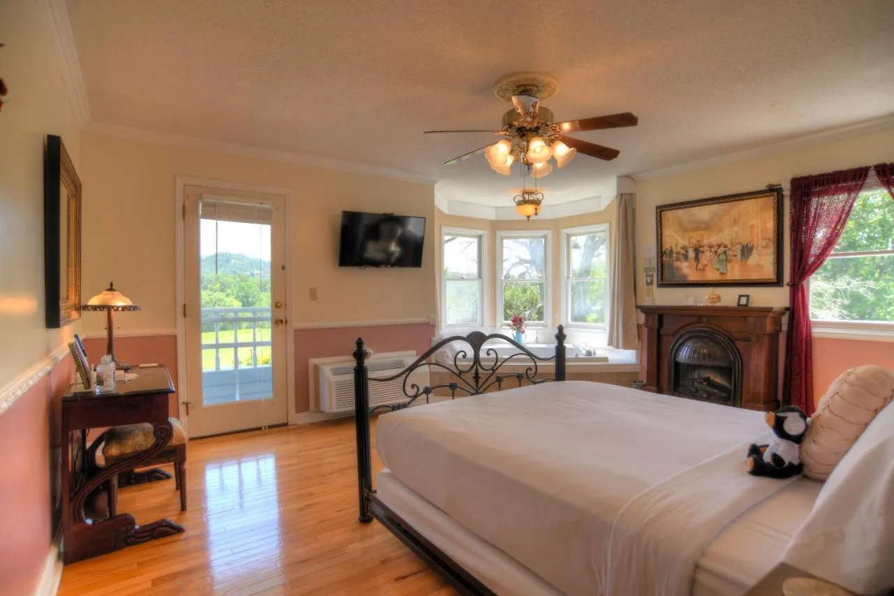 Bed & Breakfast Blue Mountain Mist Country 3*