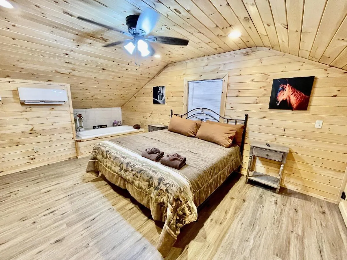Farm stay Double L Ranch Pigeon Forge