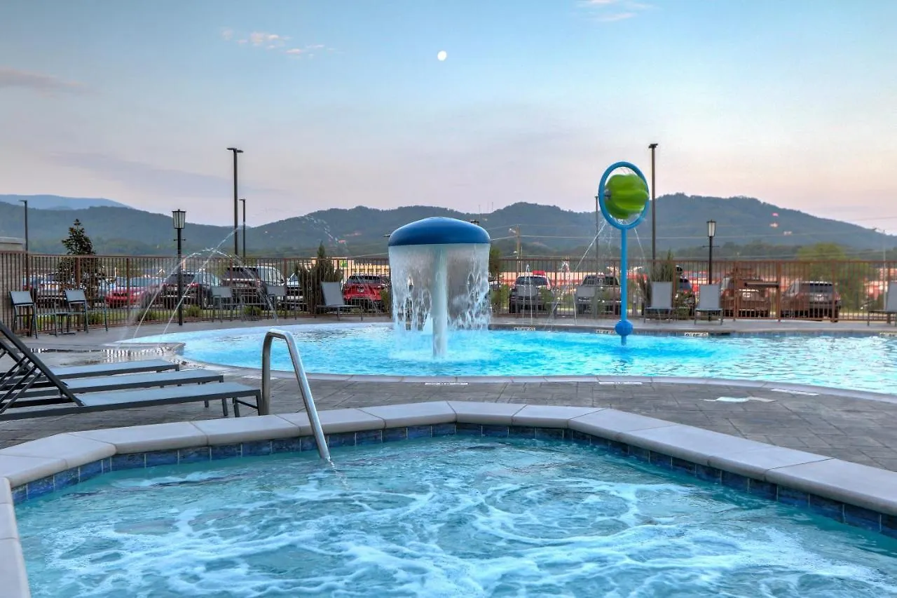 Hotel By Marriott Pigeon Forge