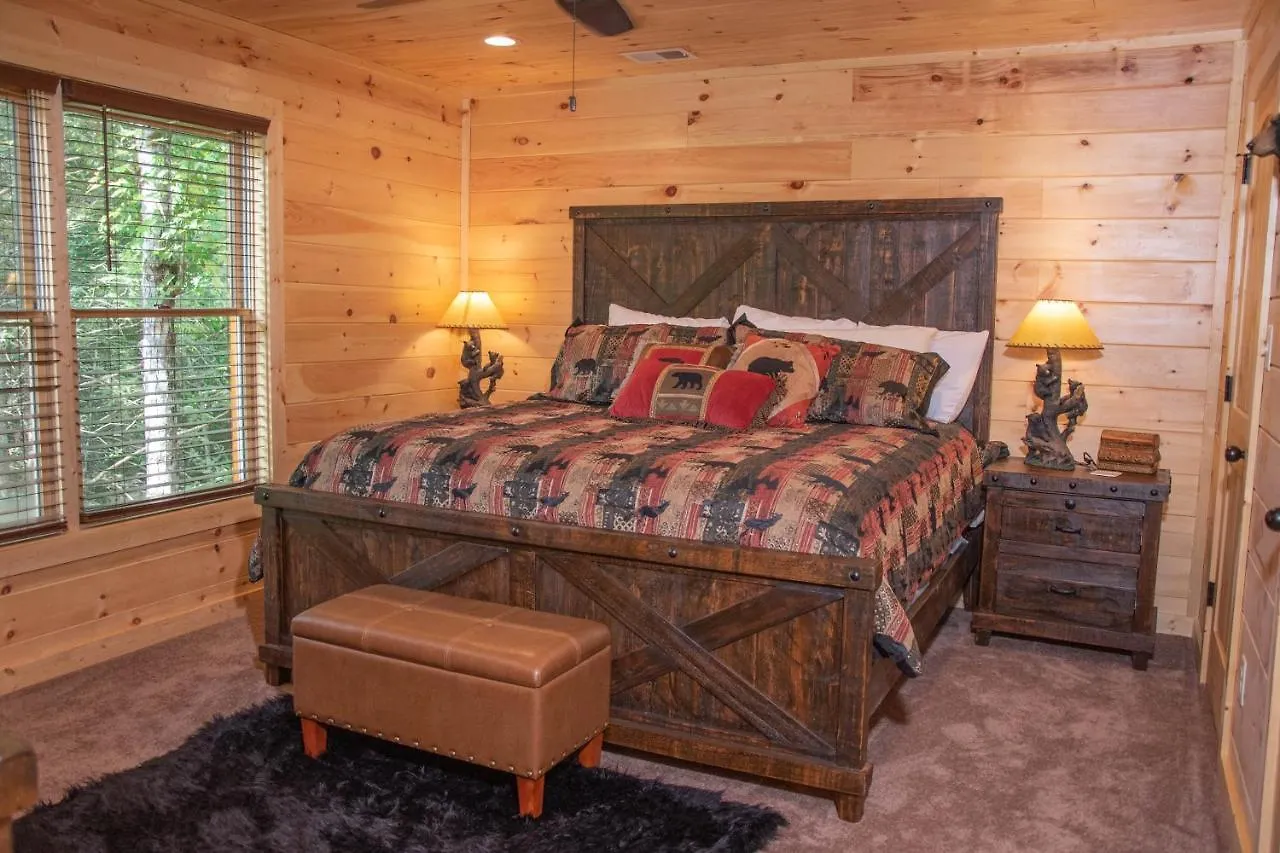 Holiday home Black Bear Getaway Pigeon Forge