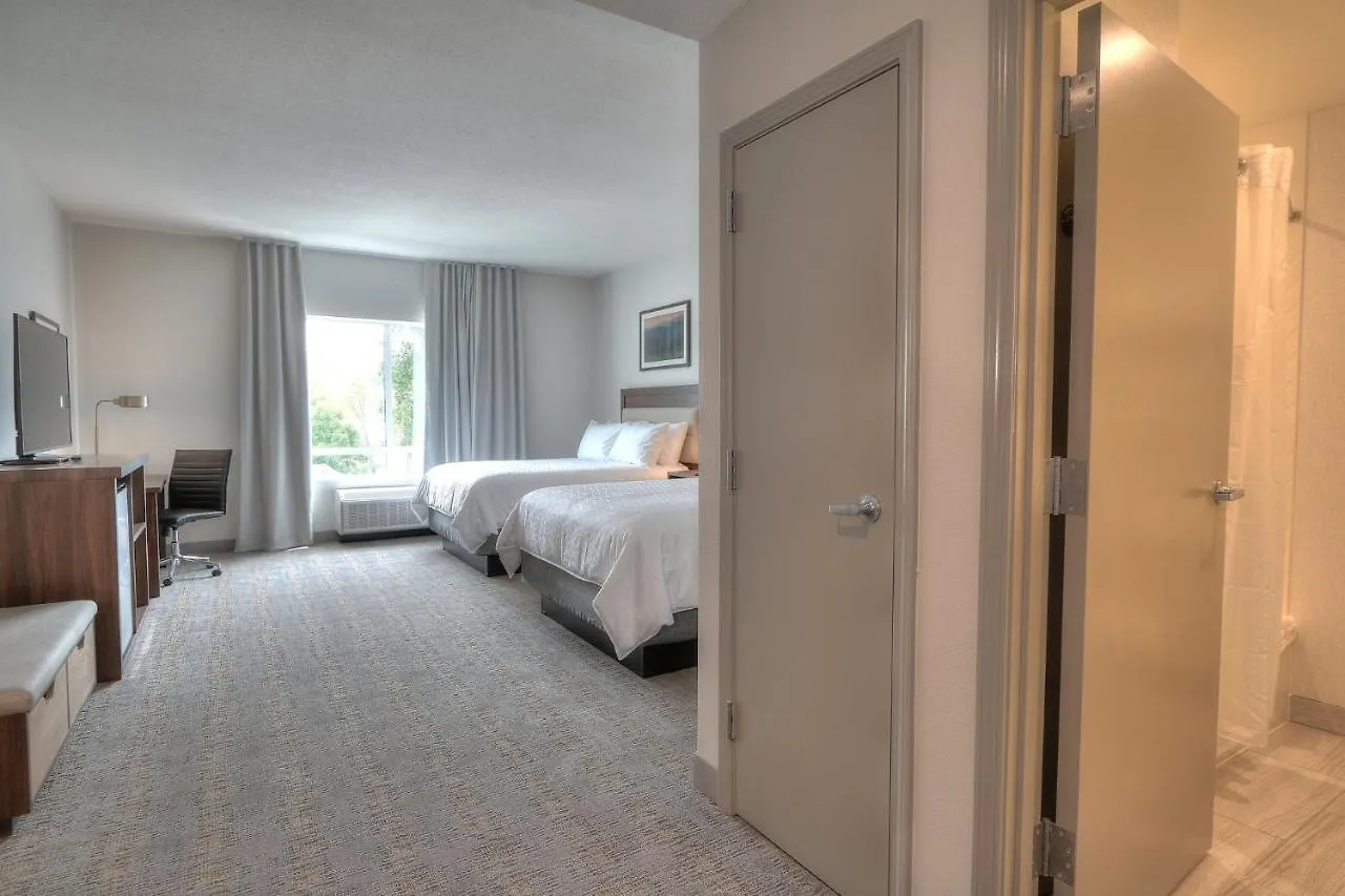 & Convention Center, An Ihg Hotel