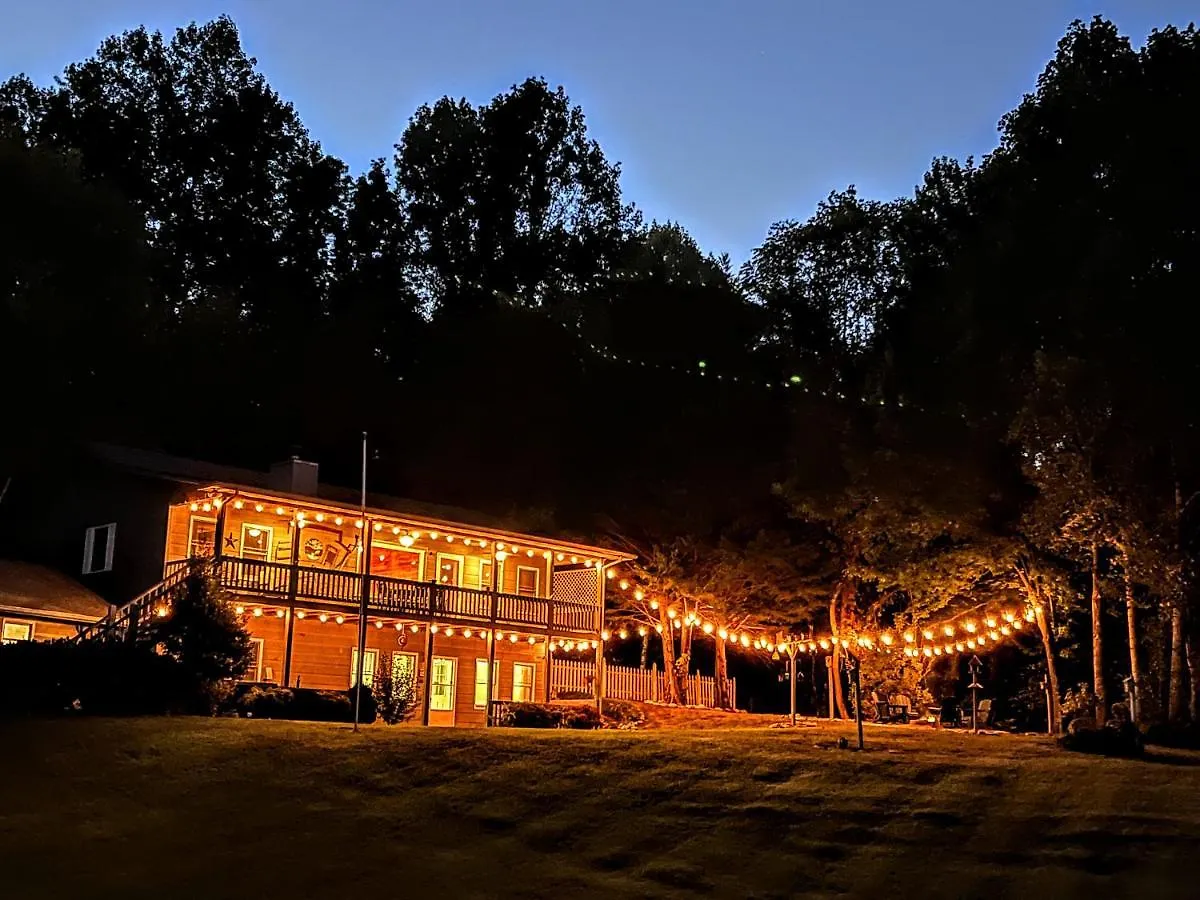 Ole Smoky - Game Room, Hot Tub, Mtn Views! Holiday home