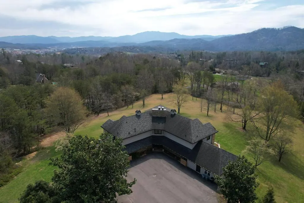 Crestview Estate 5 Acres-heated Pool-5min To Strip Villa Pigeon Forge