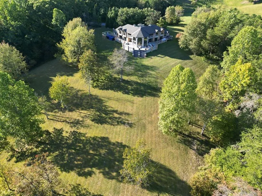 Villa Crestview Estate 5 Acres-heated Pool-5min To Strip