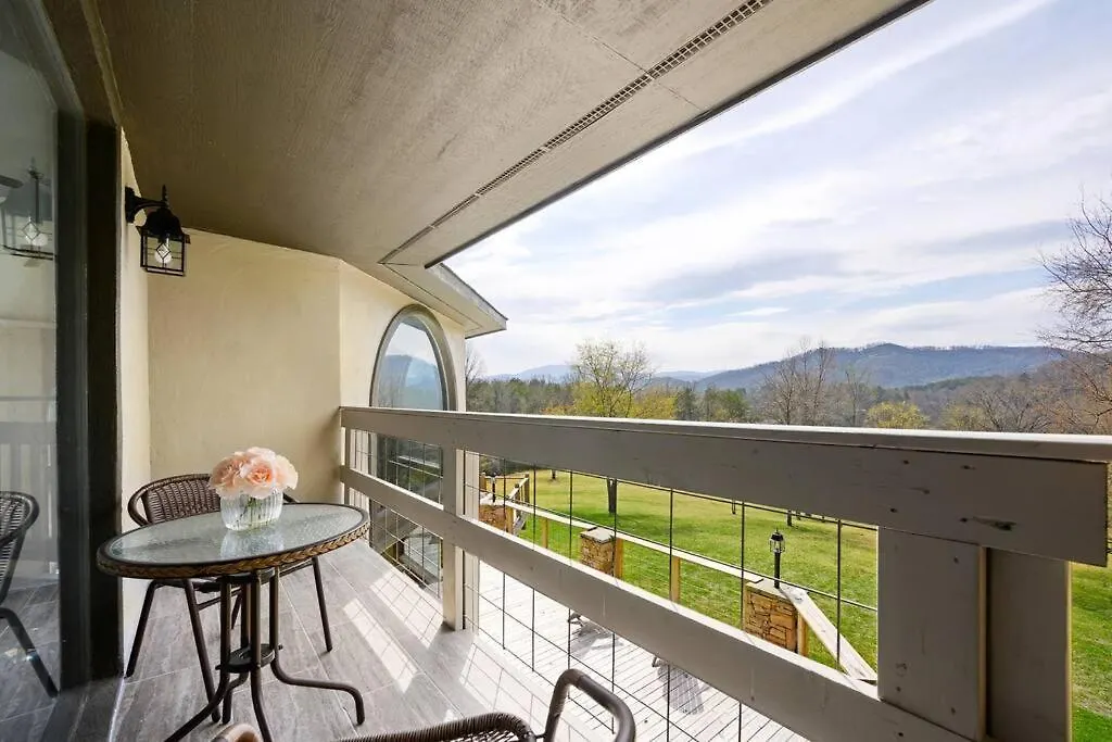 Crestview Estate 5 Acres-heated Pool-5min To Strip Villa
