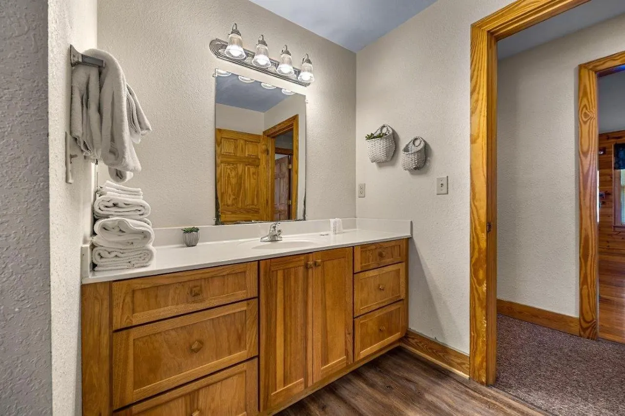 Poplar Point Unit 12a Apartment Pigeon Forge
