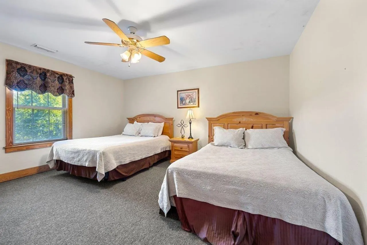 Poplar Point Unit 12b Apartment *