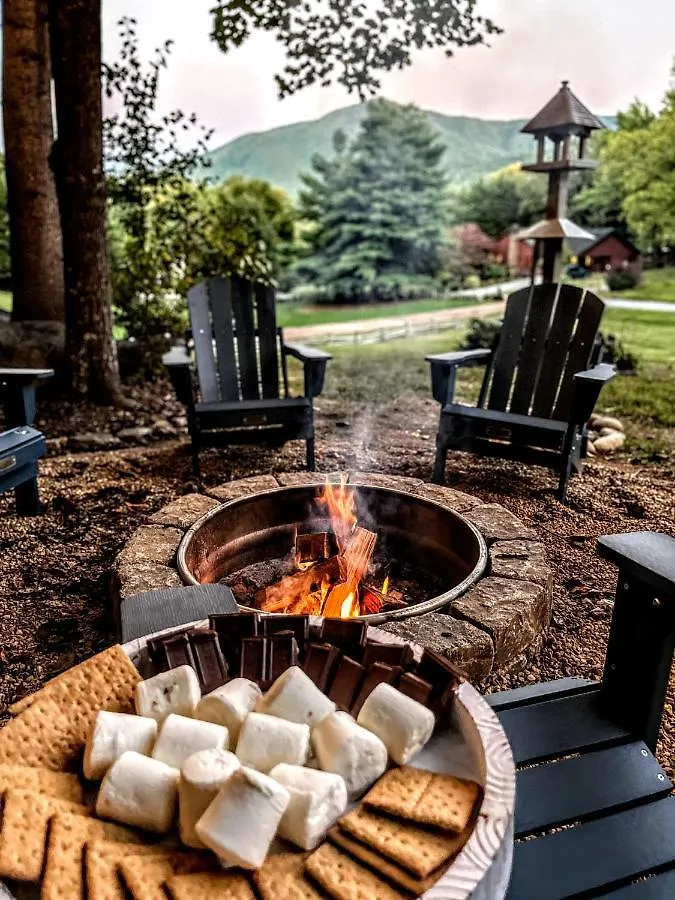 Ole Smoky - Game Room, Hot Tub, Mtn Views! *