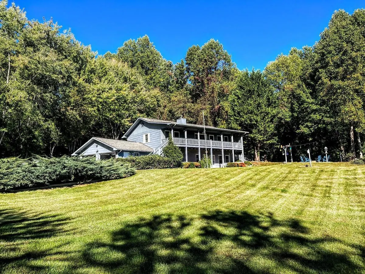 Holiday home Ole Smoky - Game Room, Hot Tub, Mtn Views! *