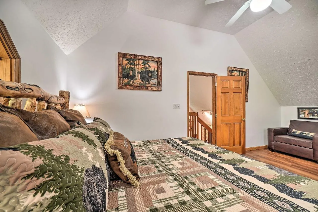 Picturesque With Mountain Views Holiday home