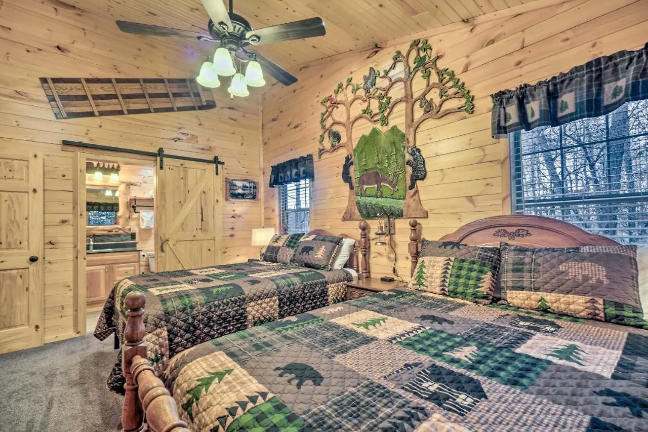 Holiday home Woodsy Hideaway Private Hot Tub *