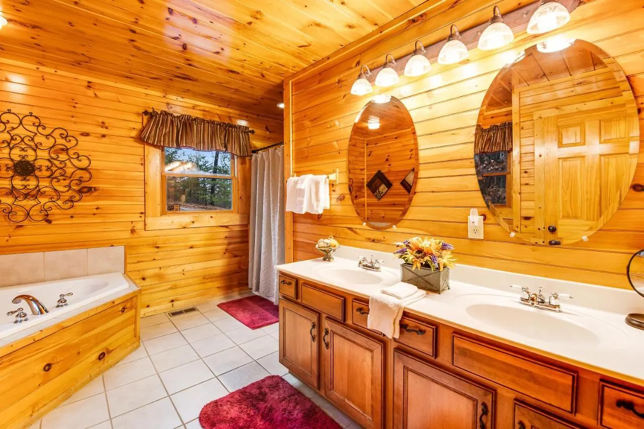 Grizzly Manor *