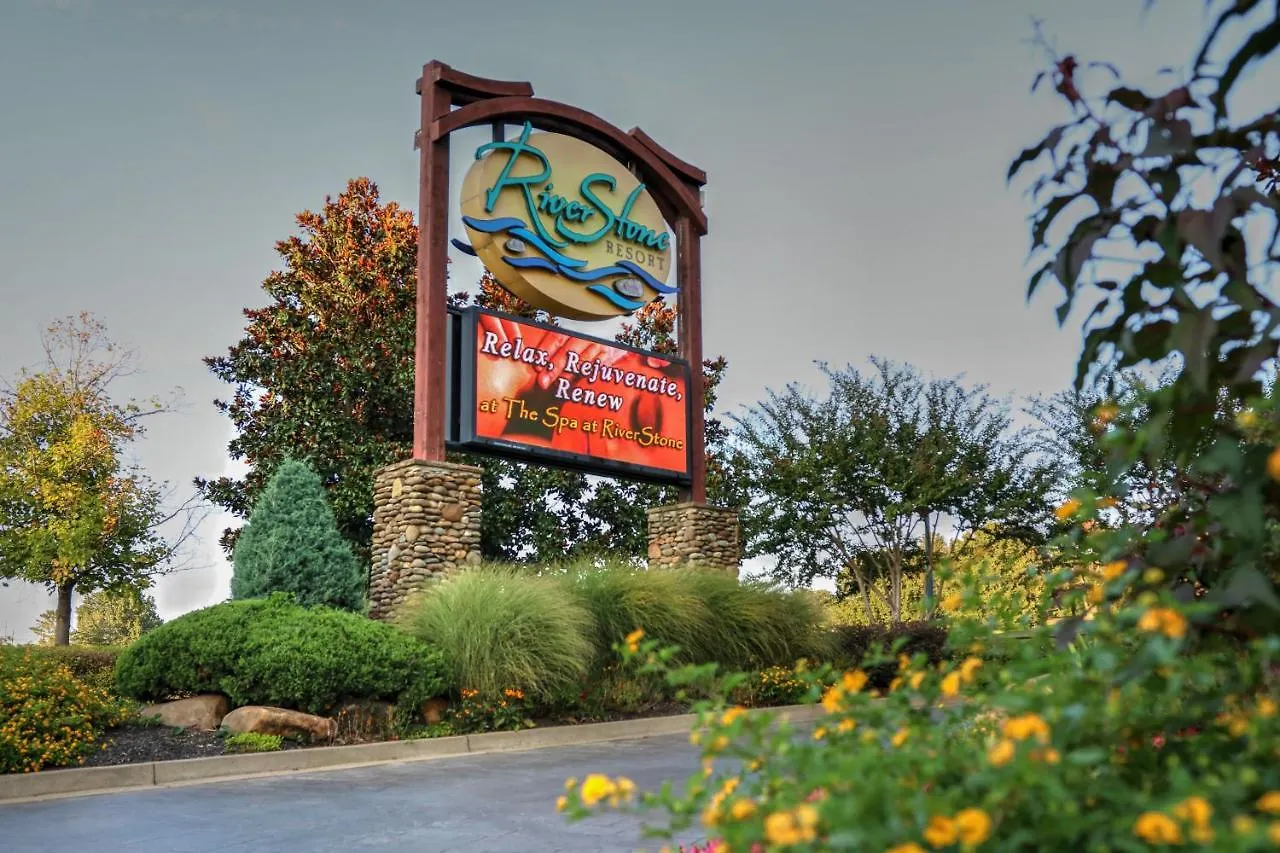 Hotel Riverstone &