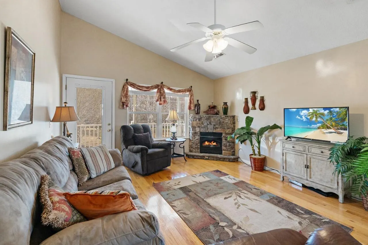 River Breeze, Wifi, 1089 Free Tickets Each Paid Day, Dollywood And Holiday home *
