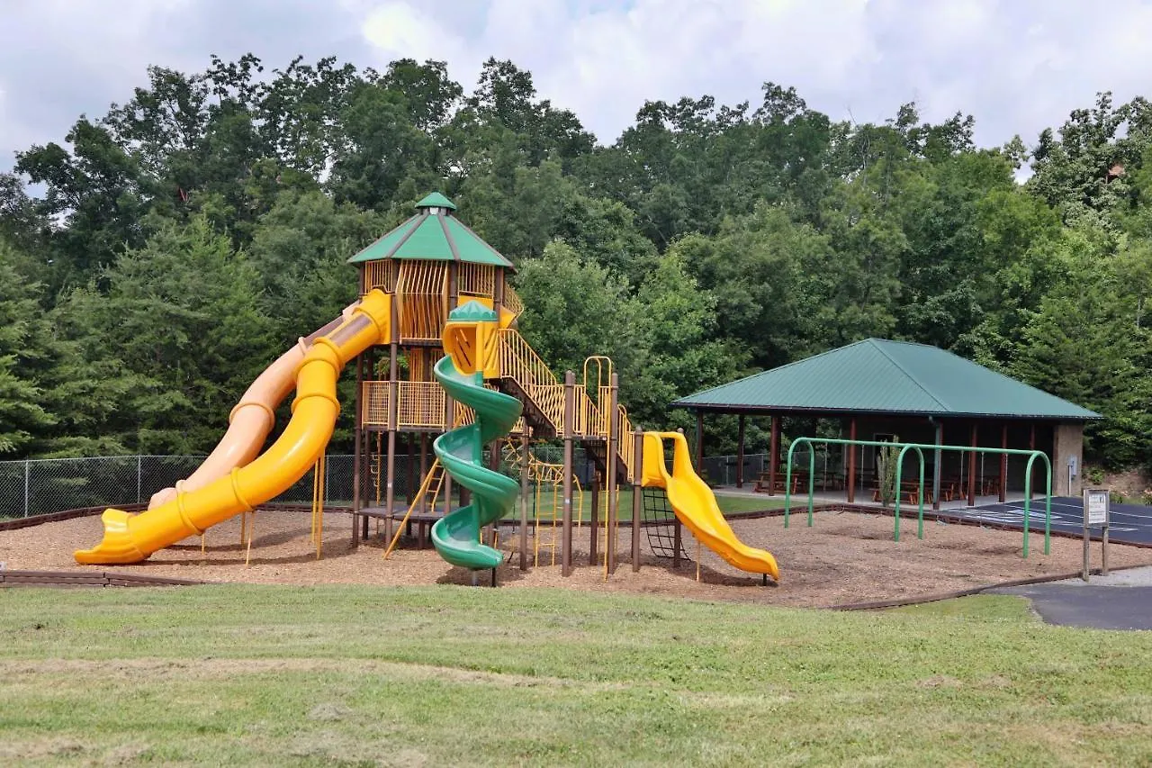 Holiday home Beauty And The Bear Pigeon Forge