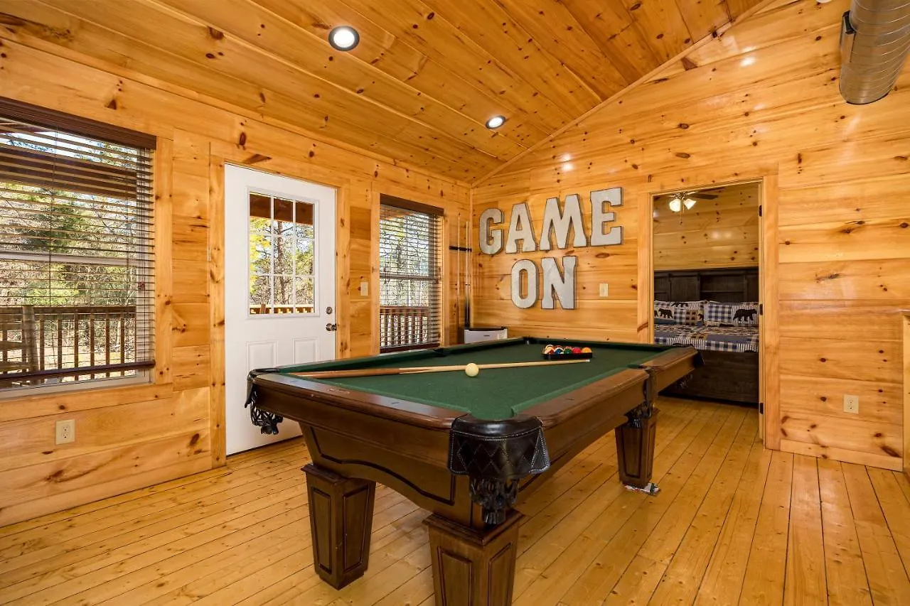 Mountain Haven: Dual Hot Tubs & Entertainment Hub * Pigeon Forge