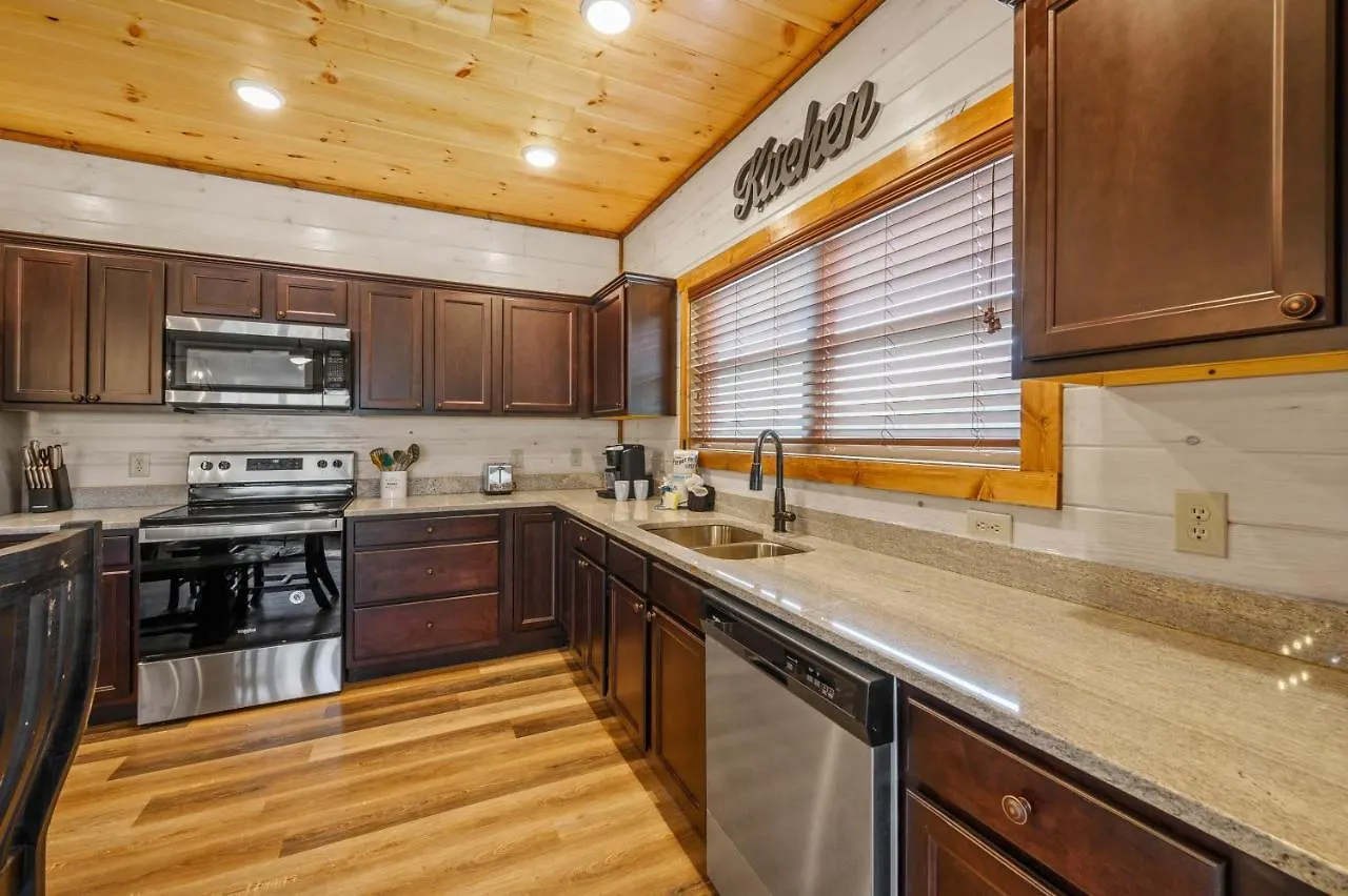 Osprey Nest Modern New Holiday home
