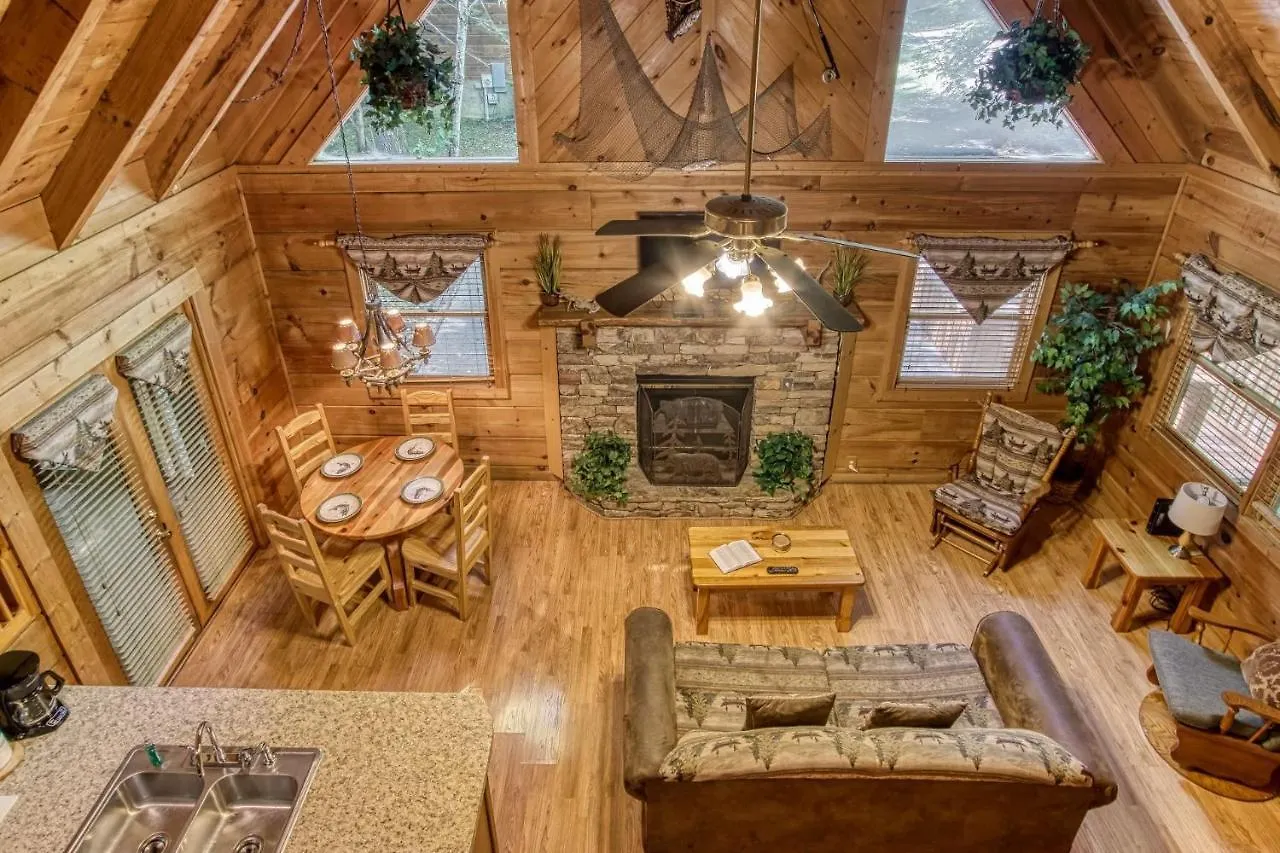 Er50 - Creekside - Great Location, Close To The Action! *