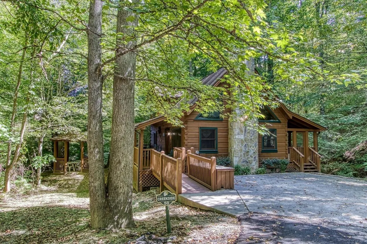 Er50 - Creekside - Great Location, Close To The Action! *