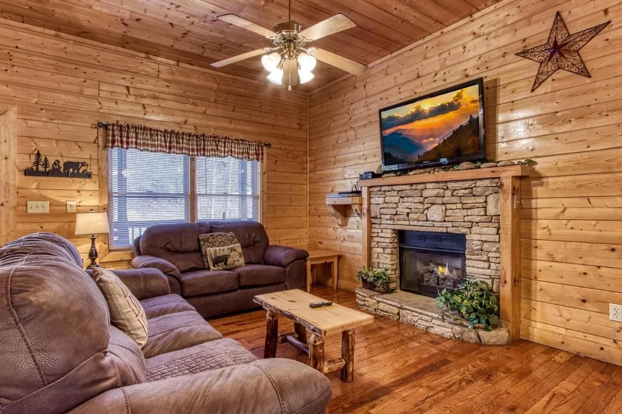 Er305- Bear Right Inn- Great Location- Close To Town * Pigeon Forge