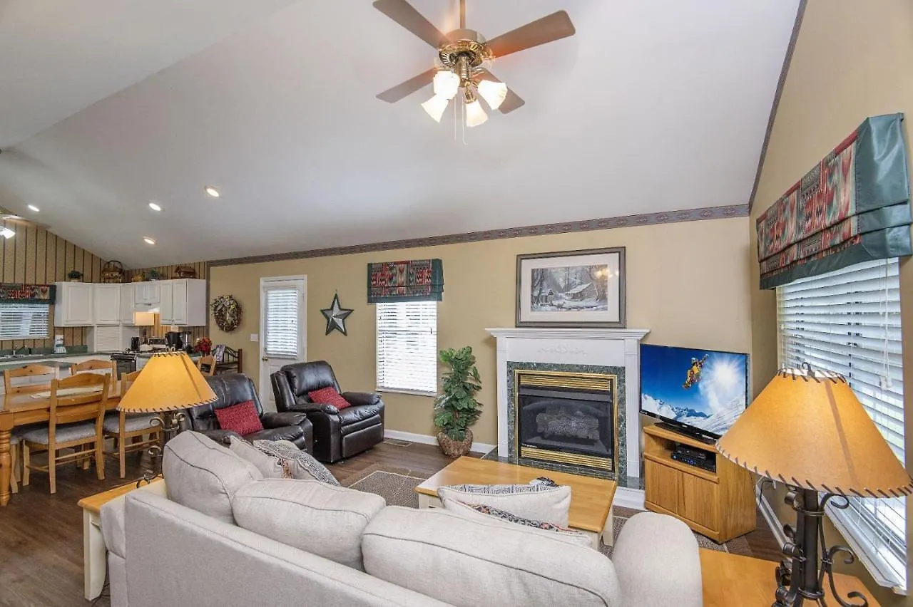 Our Tennessee Mountain - Great Location! Close To The Action! Feriehus Pigeon Forge