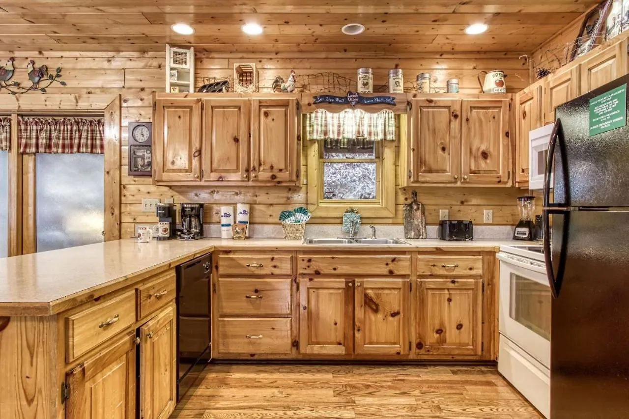 Er305- Bear Right Inn- Great Location- Close To Town * Pigeon Forge