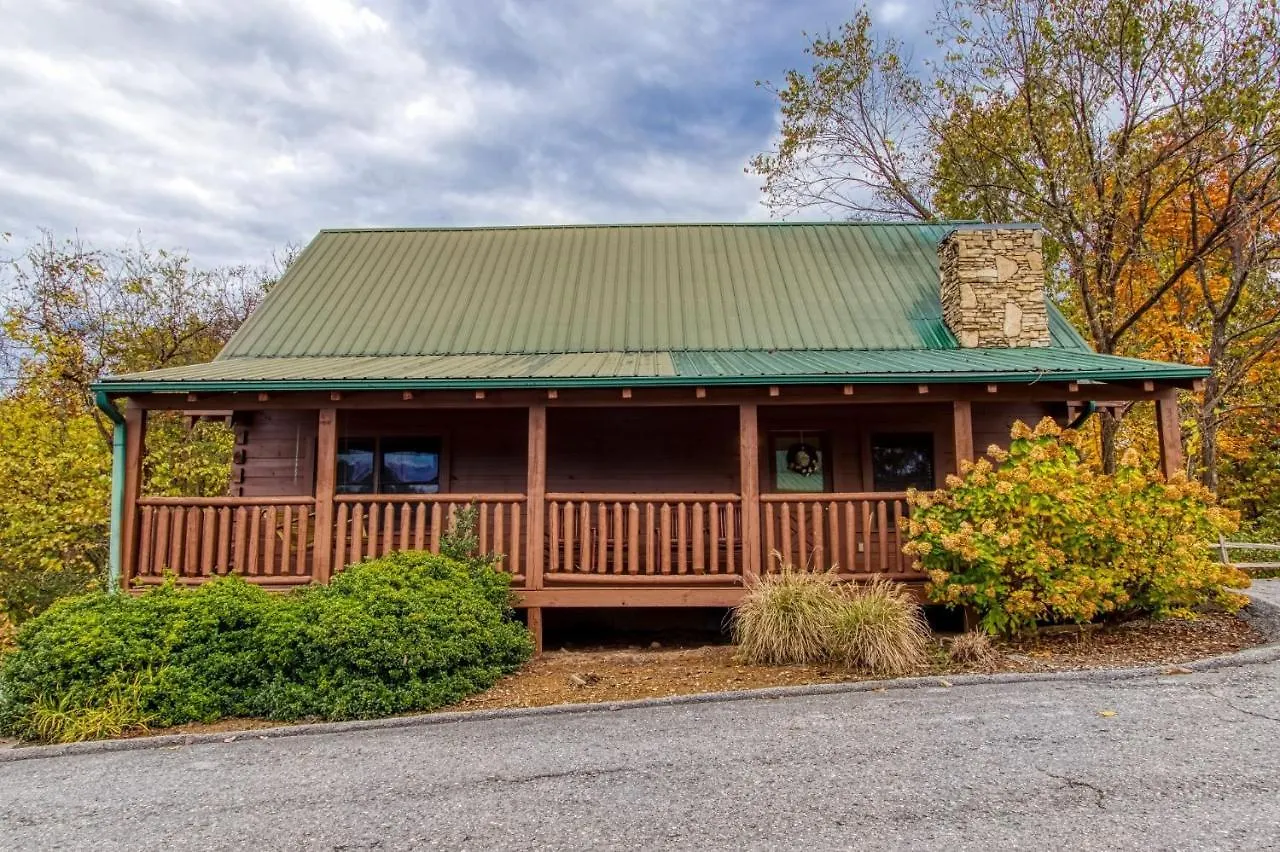 Holiday home Ern819 - Mountain Majesty - Great Location! Close To The Action! Pigeon Forge
