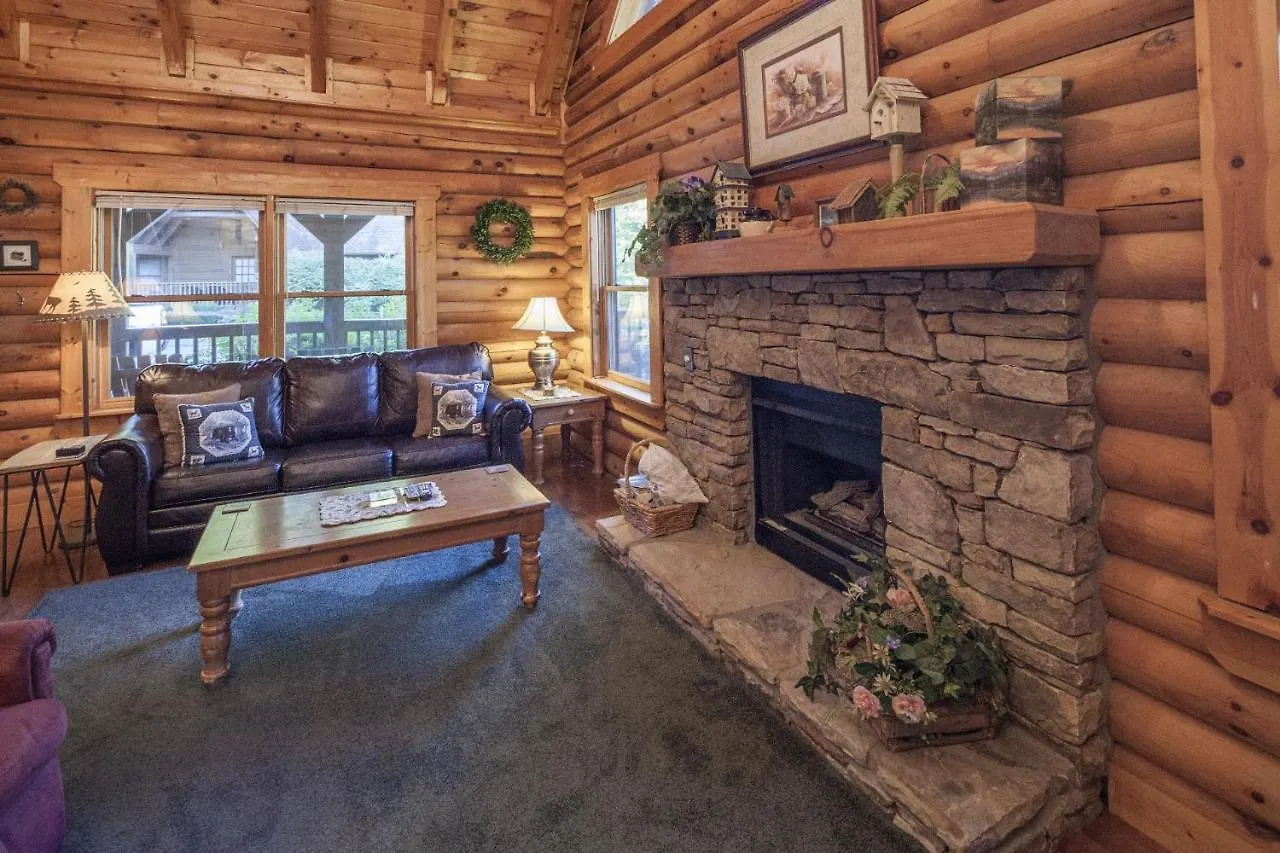 Er36 - Cozy Creekside Great Location- Close To Town *