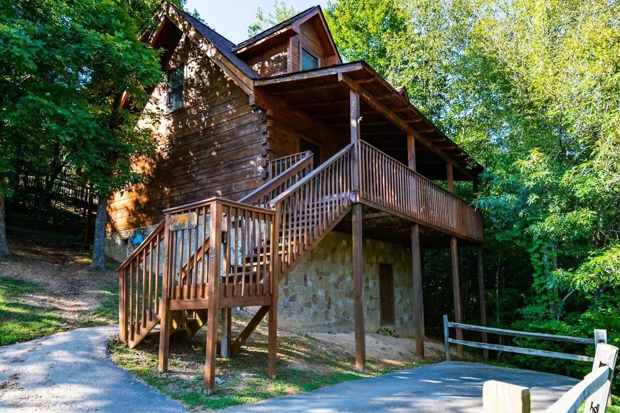 Er27- Bear Naked - Great Location- Close To Town Holiday home *