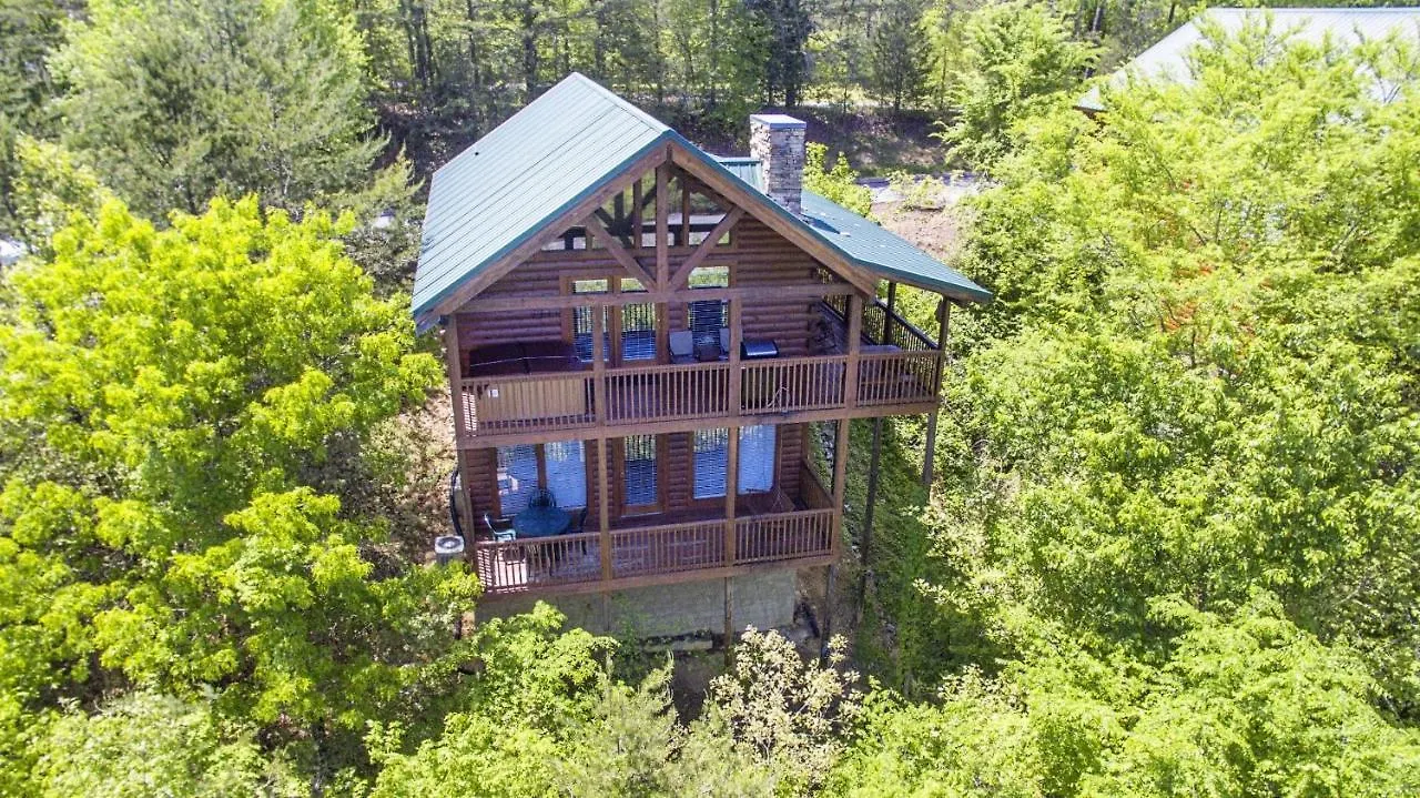 Holiday home Ern859 - Absolute Paradise - Great Location! Close To The Action! Pigeon Forge