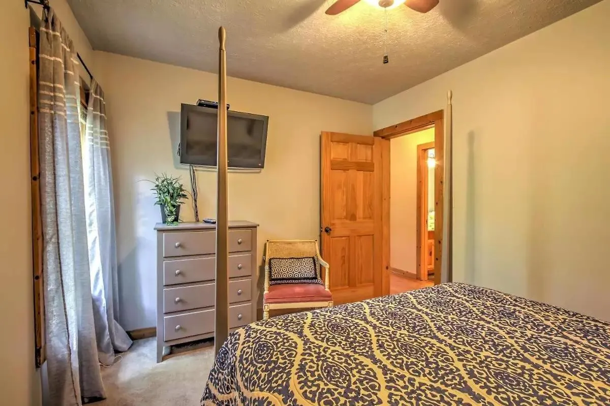 Er104 - R Tribe's Treehouse - Great Location - Close To Town! Holiday home *