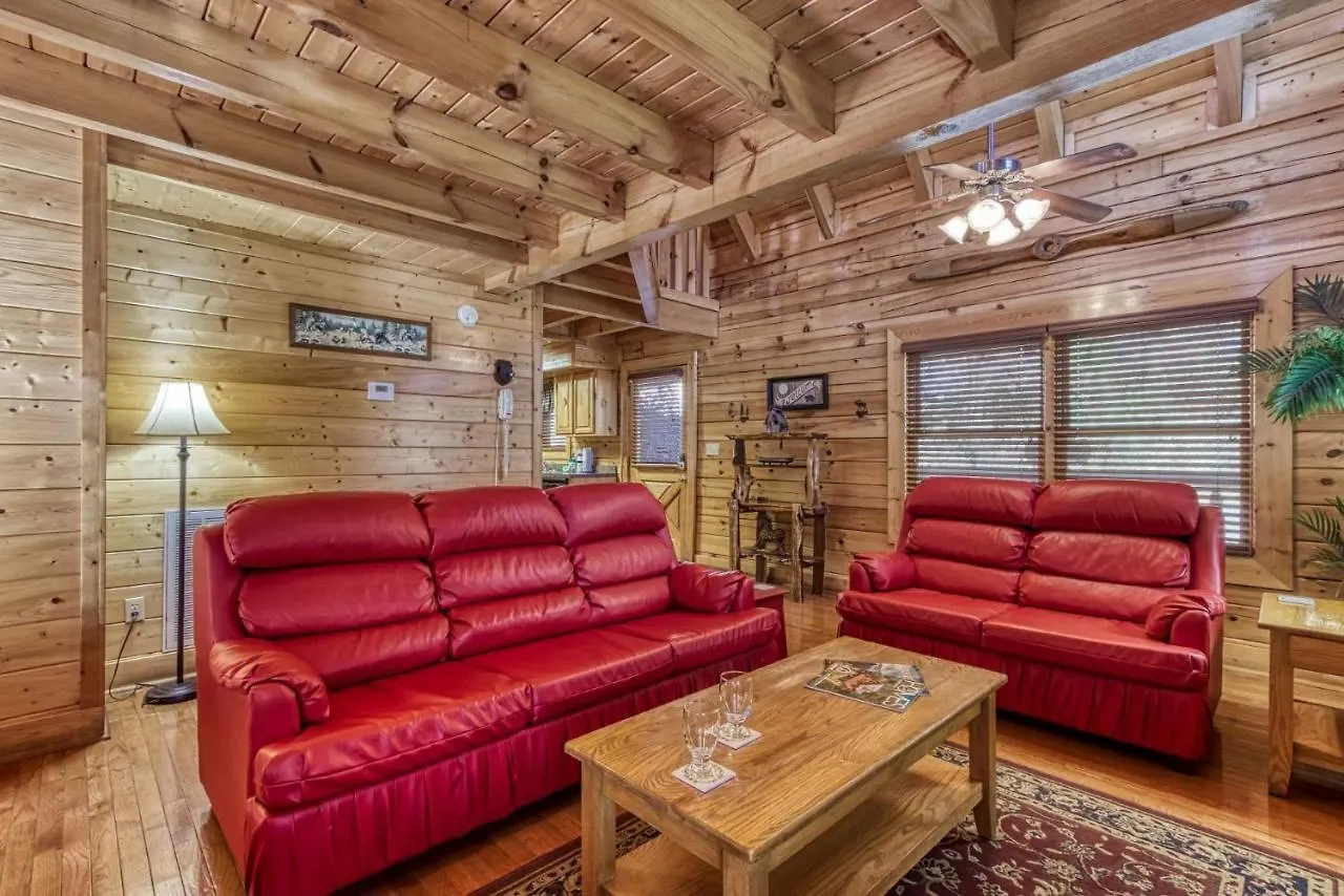 Holiday home Ern832 - Lakeside Hideaway - Great Location! Close To The Action! *