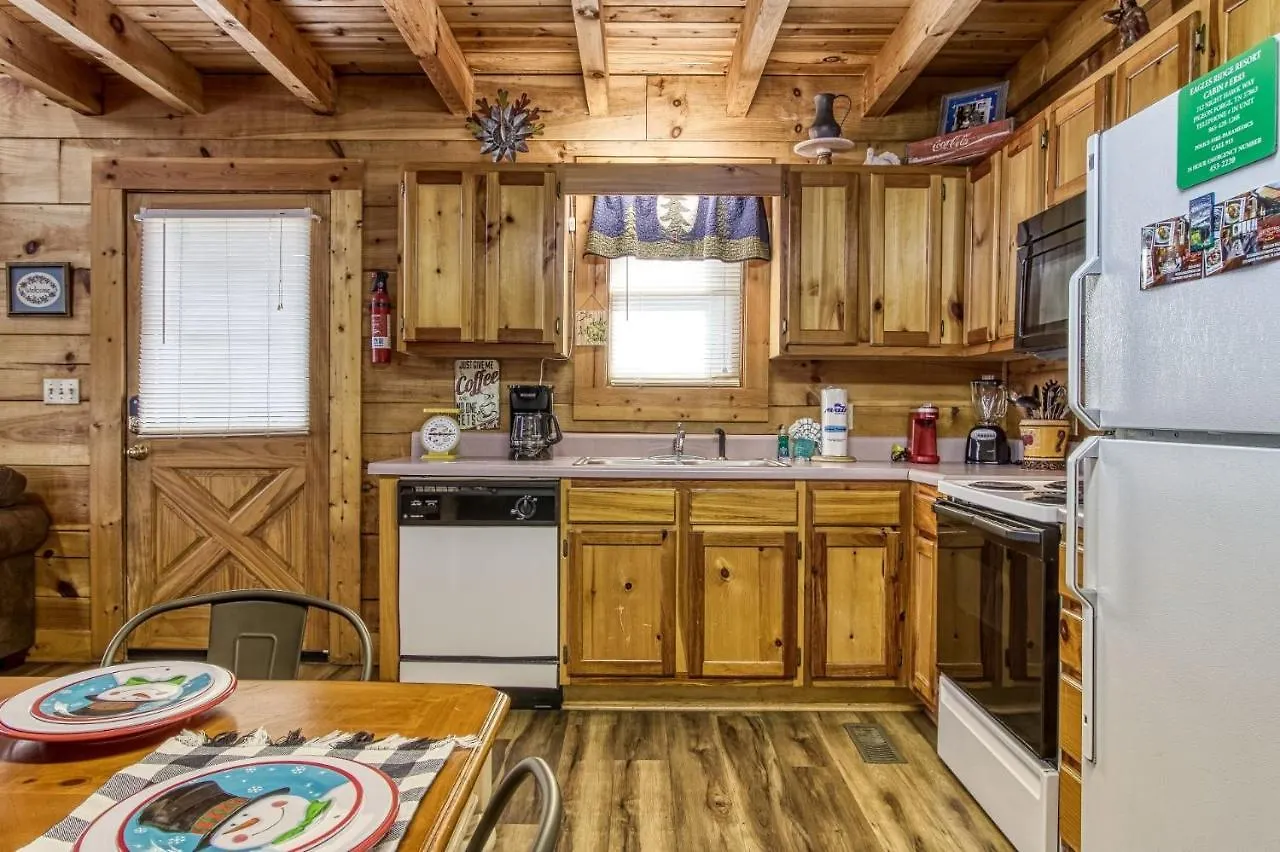 Holiday home Er83 - Savage Loft - Your Close To The Action Getaway