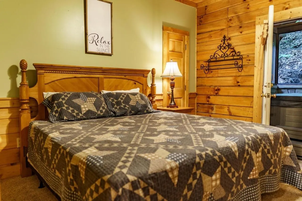 Er97 - Squirrel's Retreat - Close To The Action In Pigeon Forge! Holiday home Pigeon Forge
