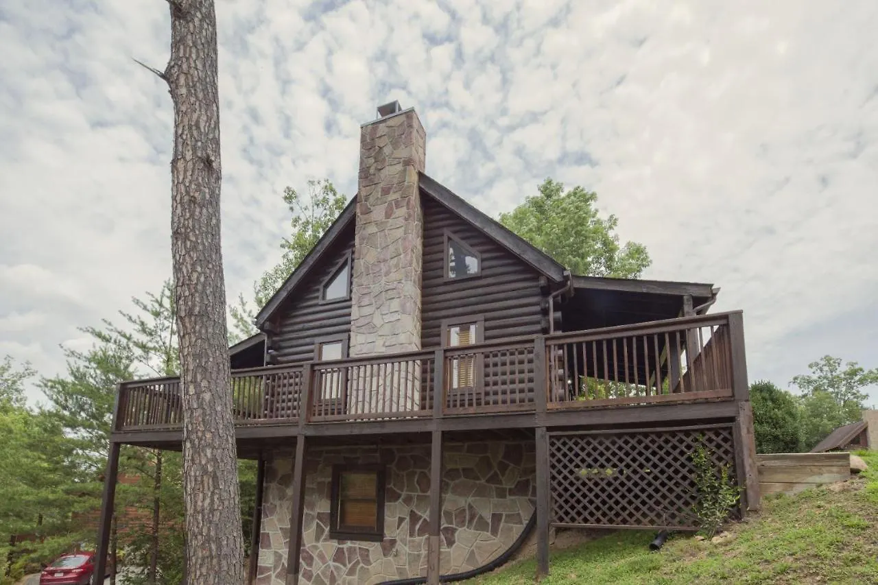 Er103 - Knotty Pine Great Location - Close To Town! * Pigeon Forge