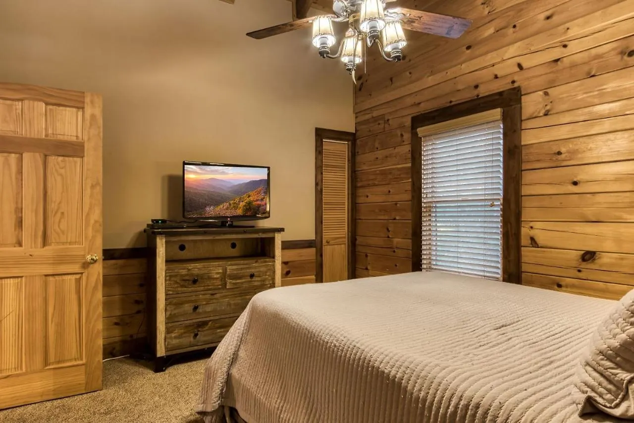 Nyaraló Cuddlin' Up, Er209 - Luxury At Its Finest And Location That Can't Be Beat! *