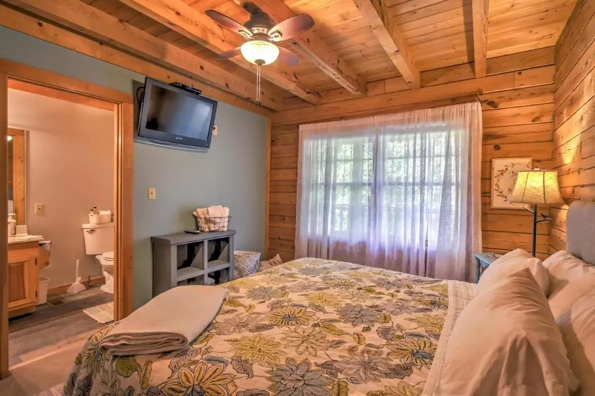 Holiday home Er104 - R Tribe's Treehouse - Great Location - Close To Town!