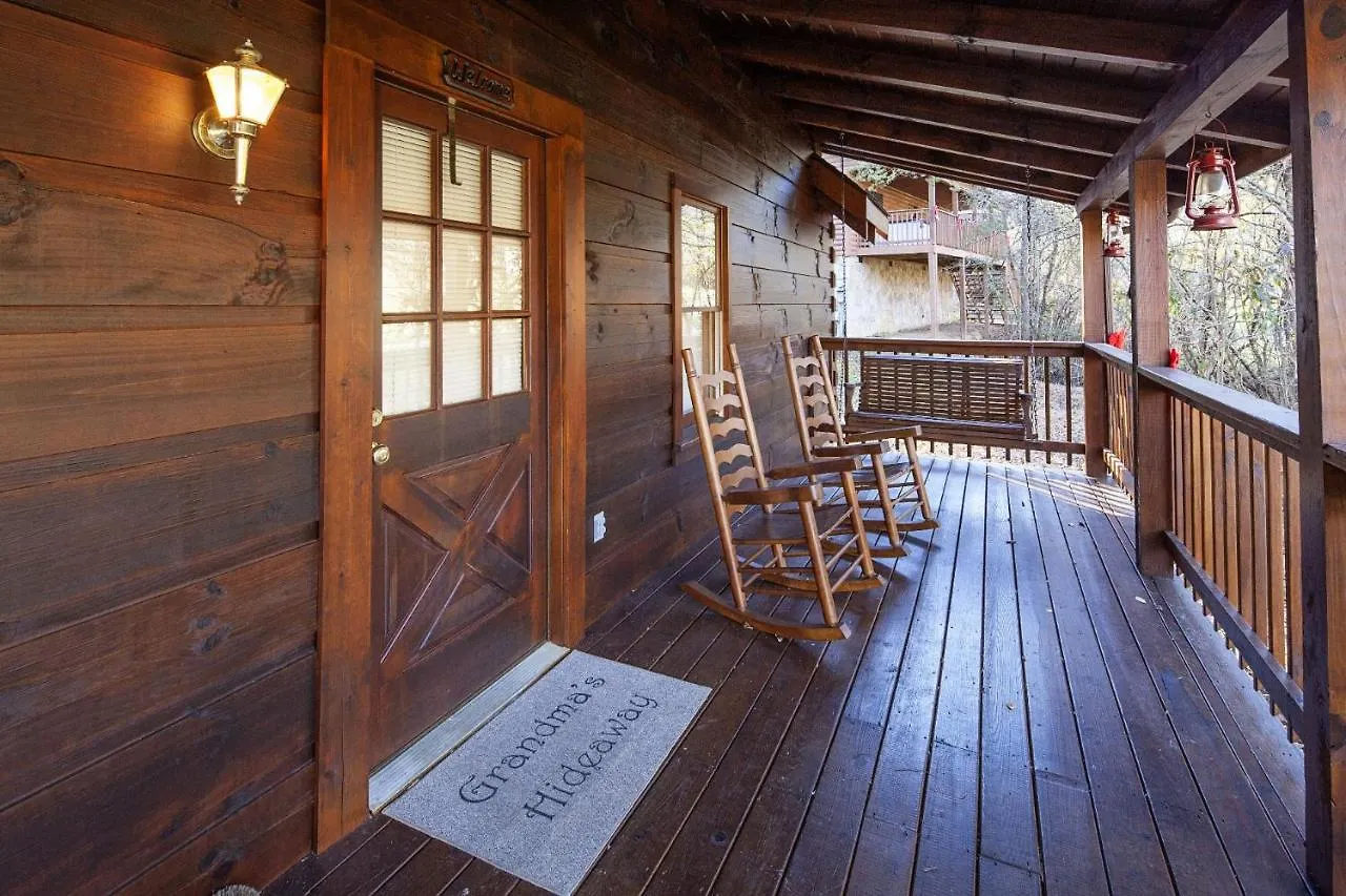 Er38b - Grandma's Hideaway - Great Location! Close To Town * Pigeon Forge