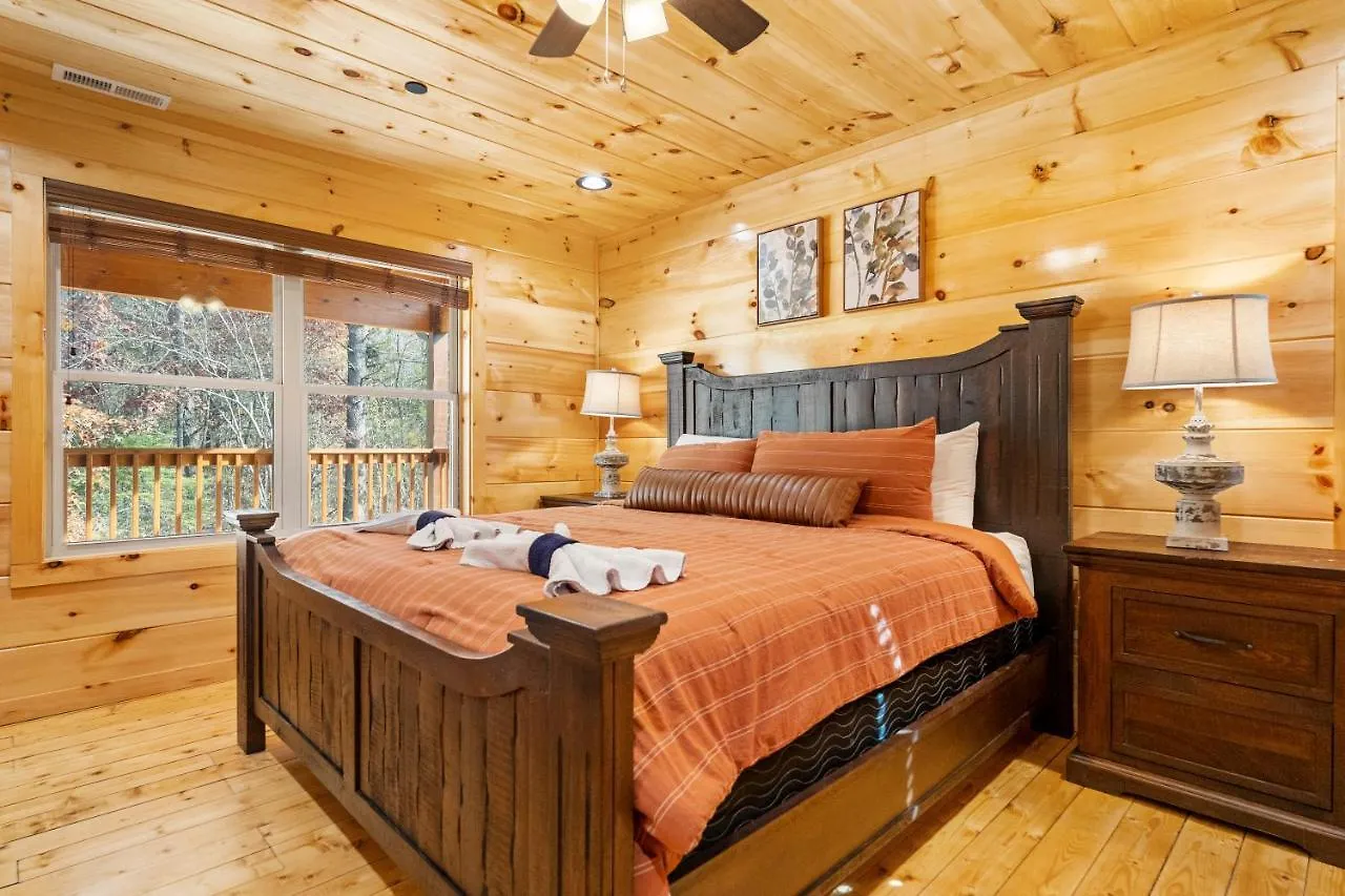 Pine Mountain Retreat, Hot Tub, Game Room, 1089 Free Tickets Each Paid Day, Dollywood And Pigeon Forge