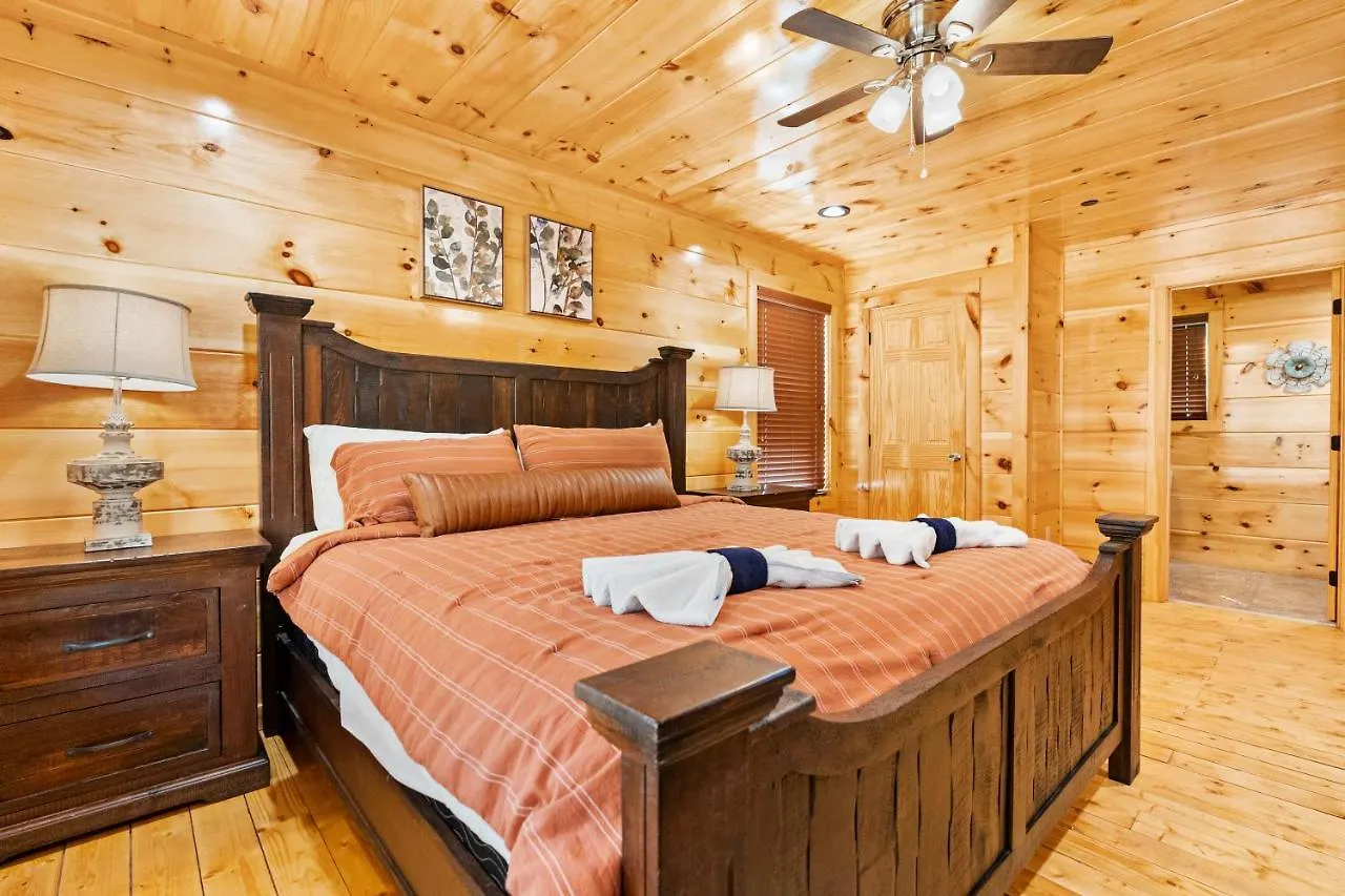 Pine Mountain Retreat, Hot Tub, Game Room, 1089 Free Tickets Each Paid Day, Dollywood And * Pigeon Forge