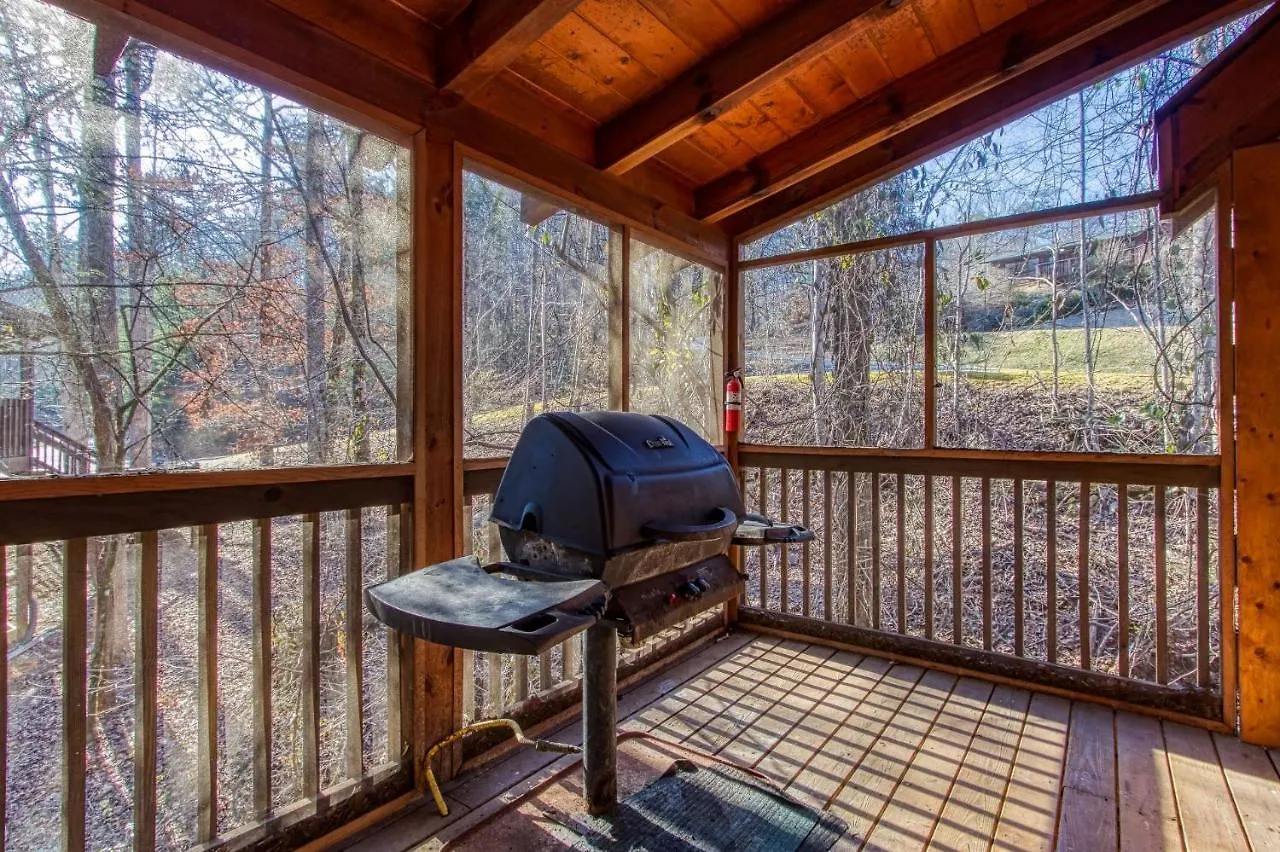 Er259- Country Charm Great Location, Close To Town *