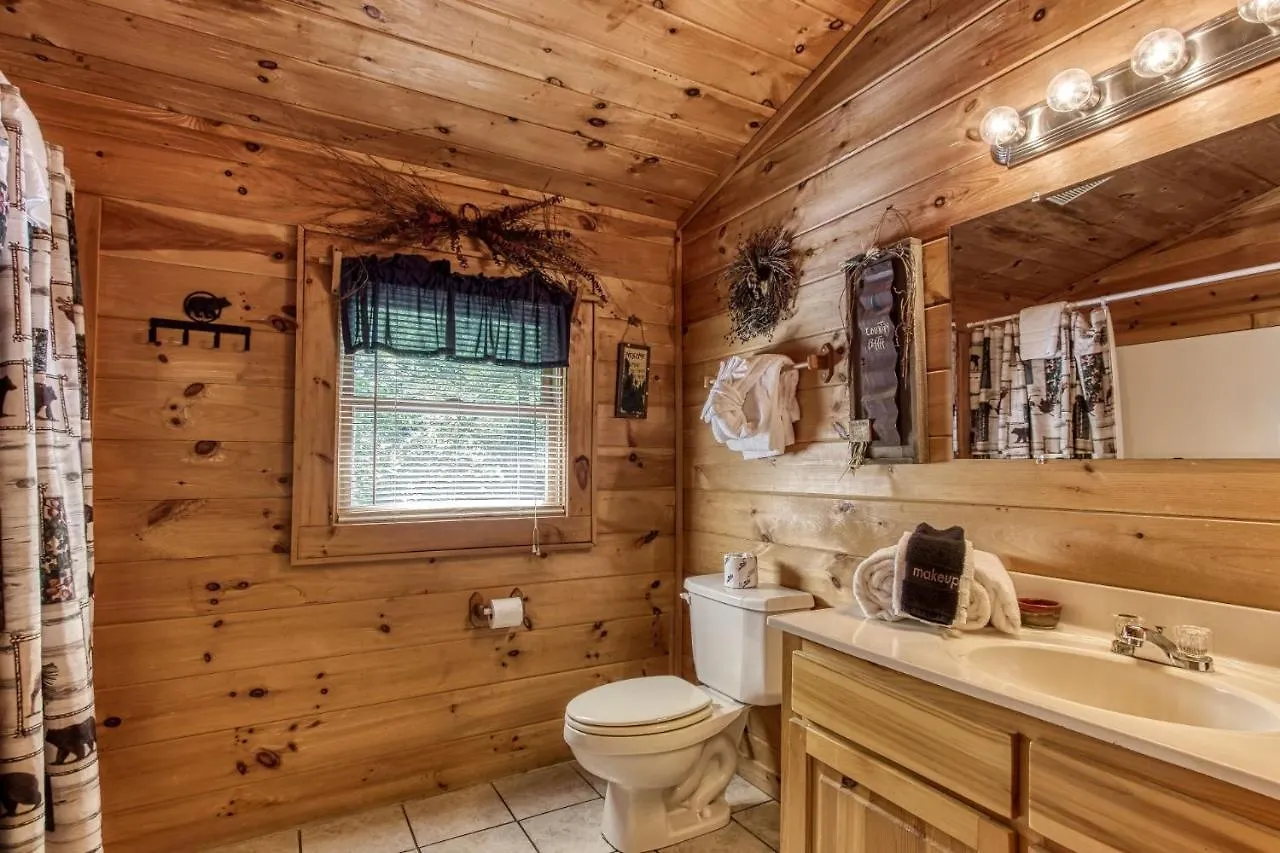 Mystic Mountain - Great Location! Close To The Action! * Pigeon Forge