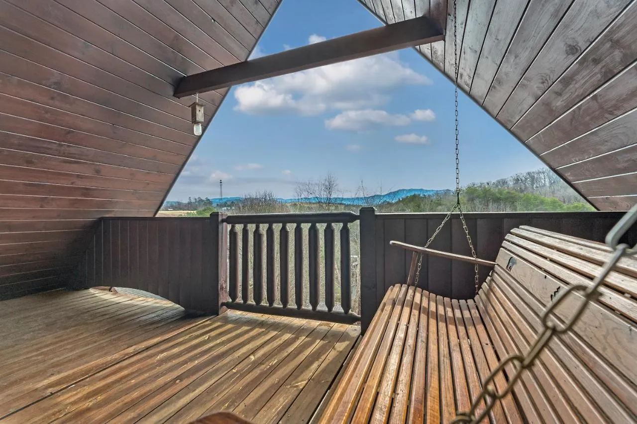 Reflections, Hot Tub, Pool, Wifi, 1089 Free Tickets Each Paid Day, Dollywood And Pigeon Forge