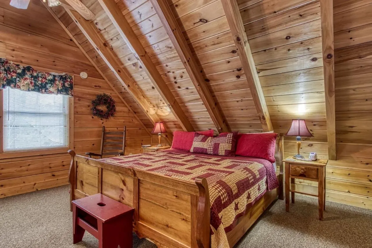 Five-bedroom House * Pigeon Forge