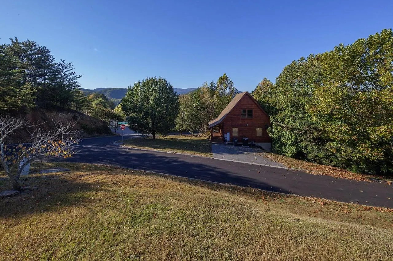 Our Tennessee Mountain - Great Location! Close To The Action! Feriehus Pigeon Forge