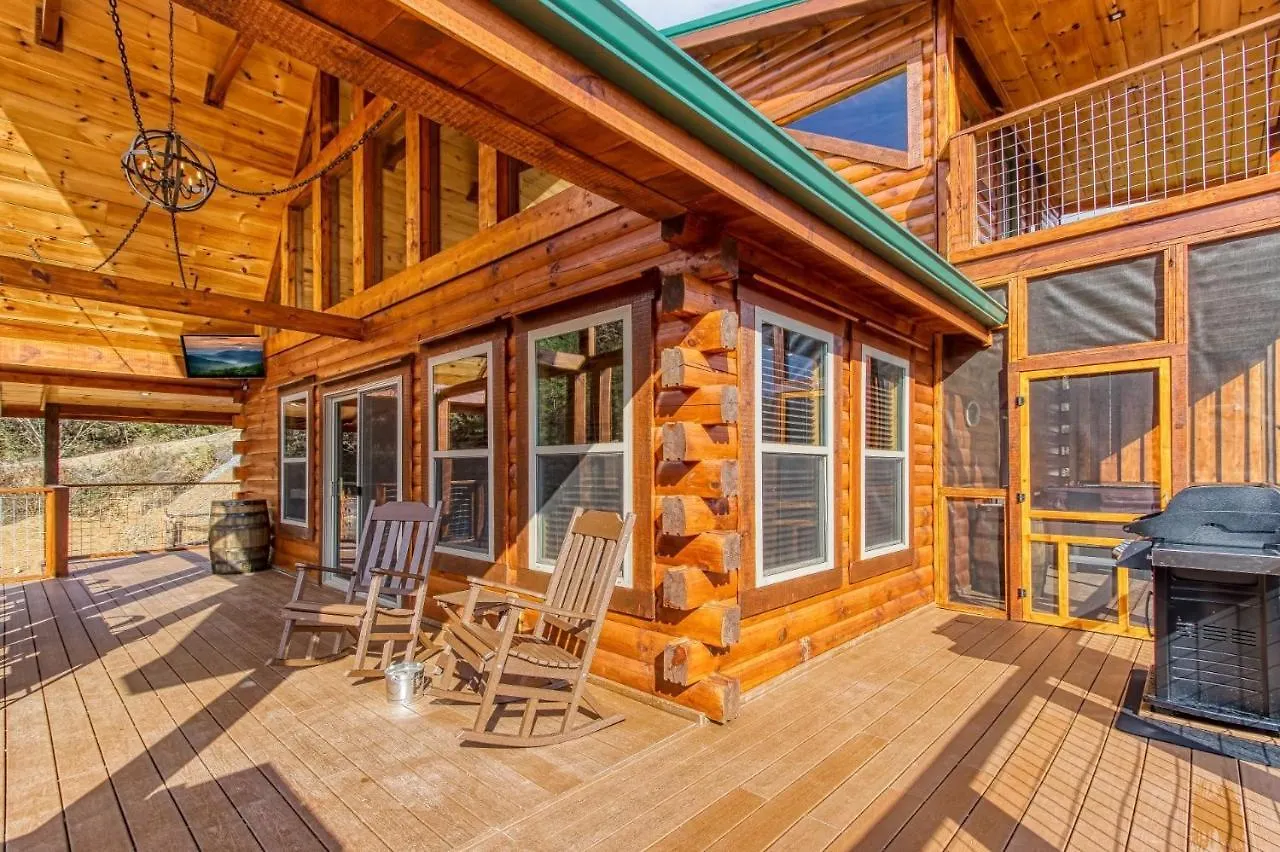 Ern805- Bearly Believe It! - Great Location! Close To Town And The Action! * Pigeon Forge