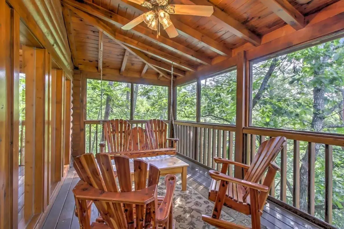 Er104 - R Tribe's Treehouse - Great Location - Close To Town! * Pigeon Forge