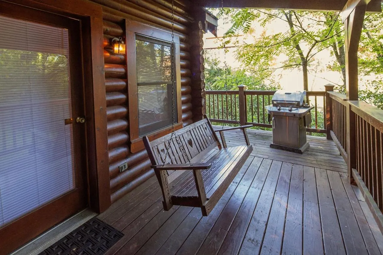 Er36 - Cozy Creekside Great Location- Close To Town