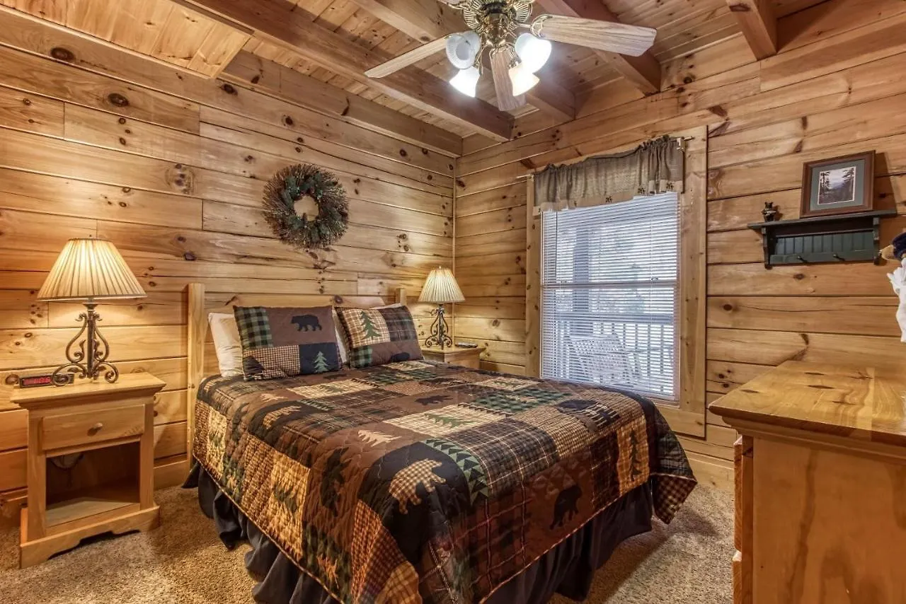 Er6 - On Eagles' Wings - Great Location, Close To The Action! Pigeon Forge