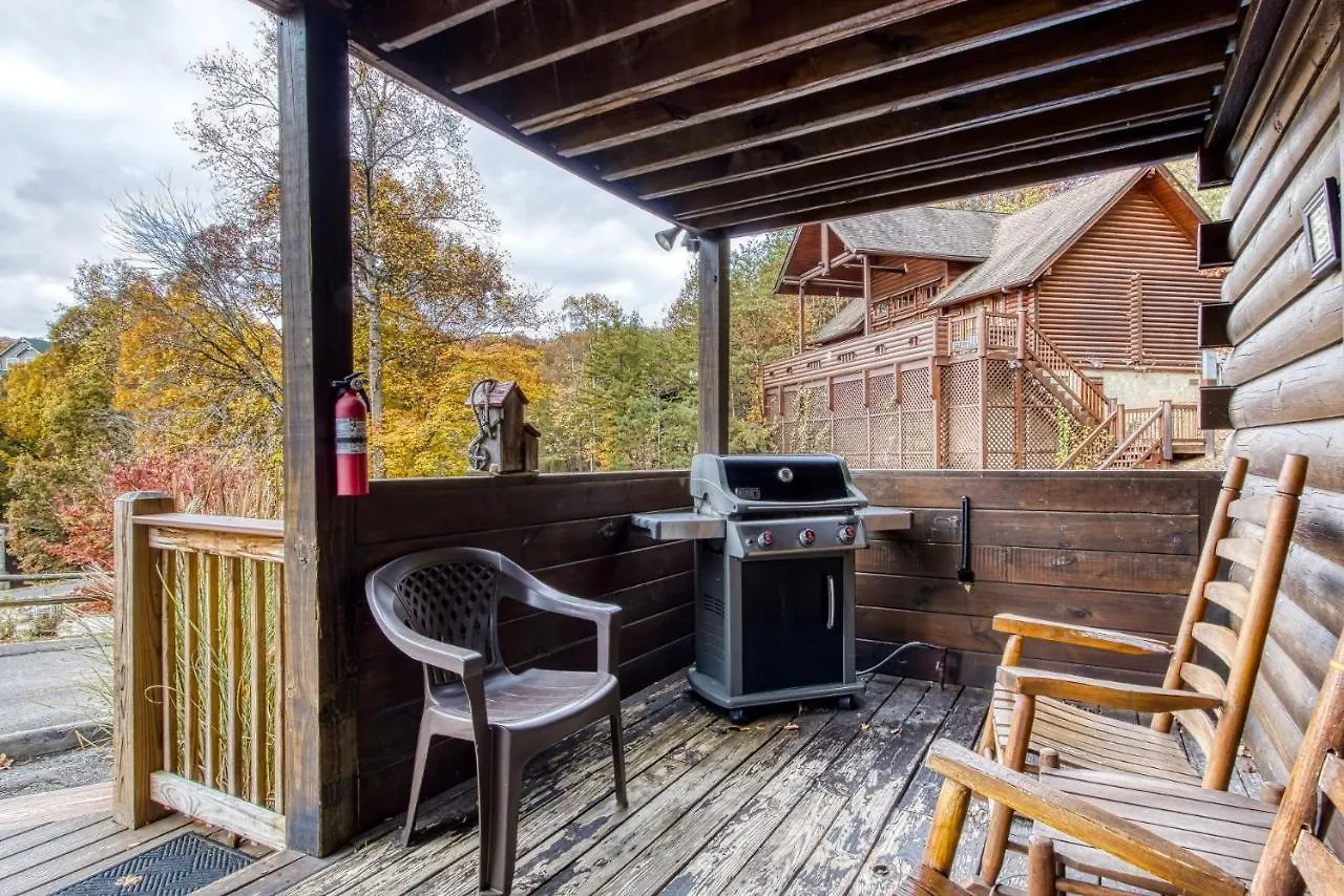 Er13 - Moose Manor Great Location - Close To Town! *